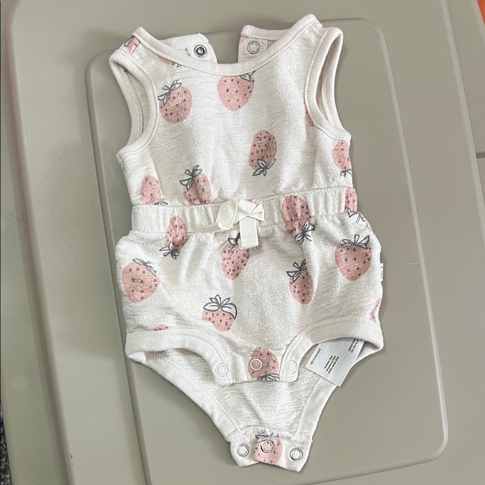 Little Organic Plant by Carter’s Strawberry Print Baby Romper
